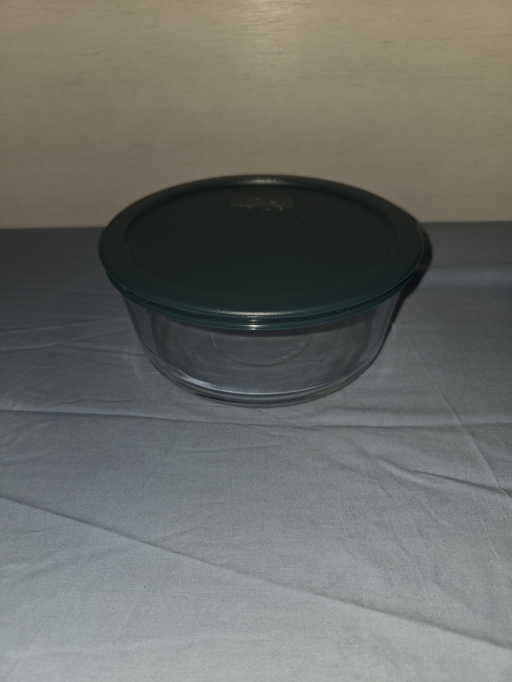 Glass Food Storage Bowl with Dark Green Lid 4cup